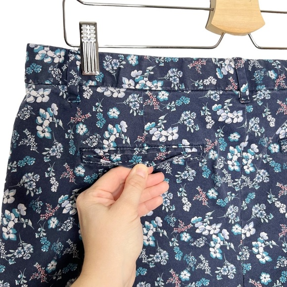 GAP Slim City Crop Twill Navy Blue Ditsy Floral Print Pants - Picture 7 of 11